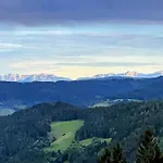 펜션 Almhorizont Beim Oberen Kreuzer 프리에자흐