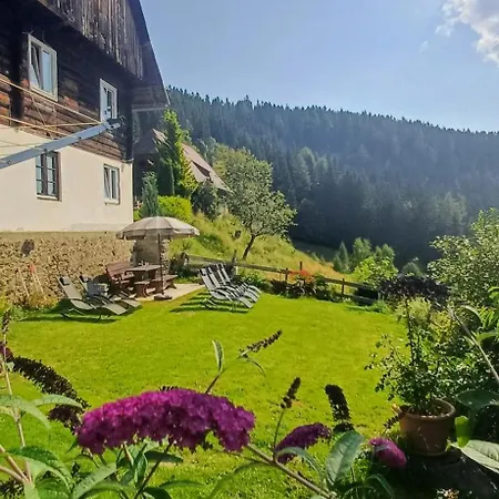 Casa de Férias Almhorizont Beim Oberen Kreuzer Friesach (Carinthia)