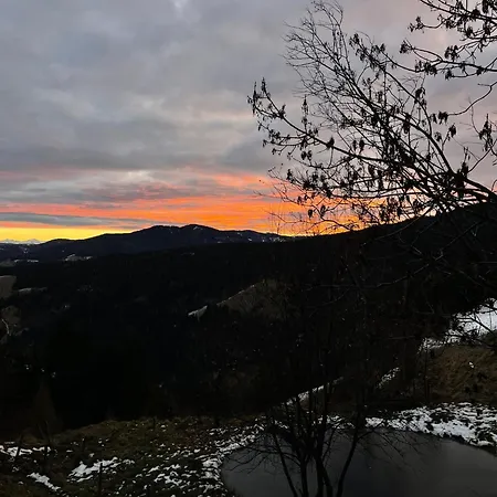 Casa de Férias Almhorizont Beim Oberen Kreuzer Friesach (Carinthia)